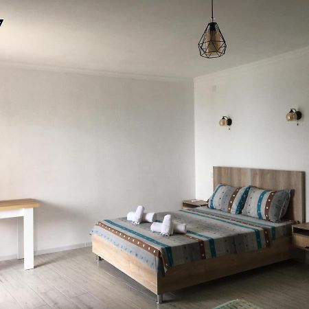 Готель Rezo'S House Кваріаті Екстер'єр фото