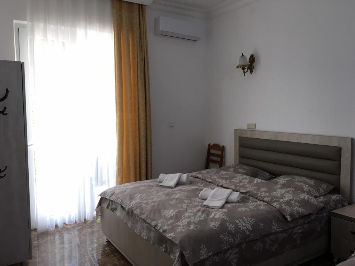 Готель Rezo'S House Кваріаті Екстер'єр фото