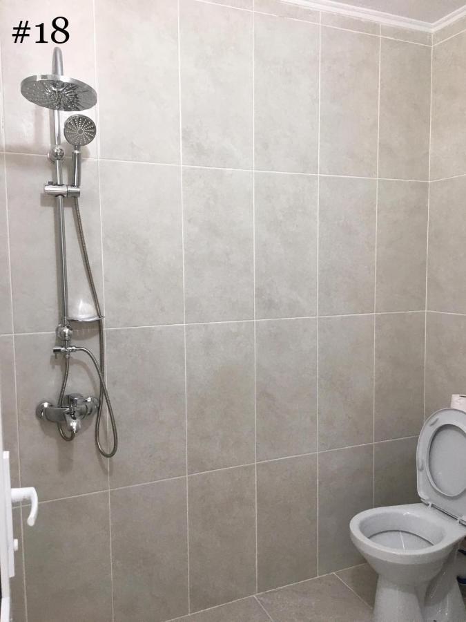 Готель Rezo'S House Кваріаті Екстер'єр фото