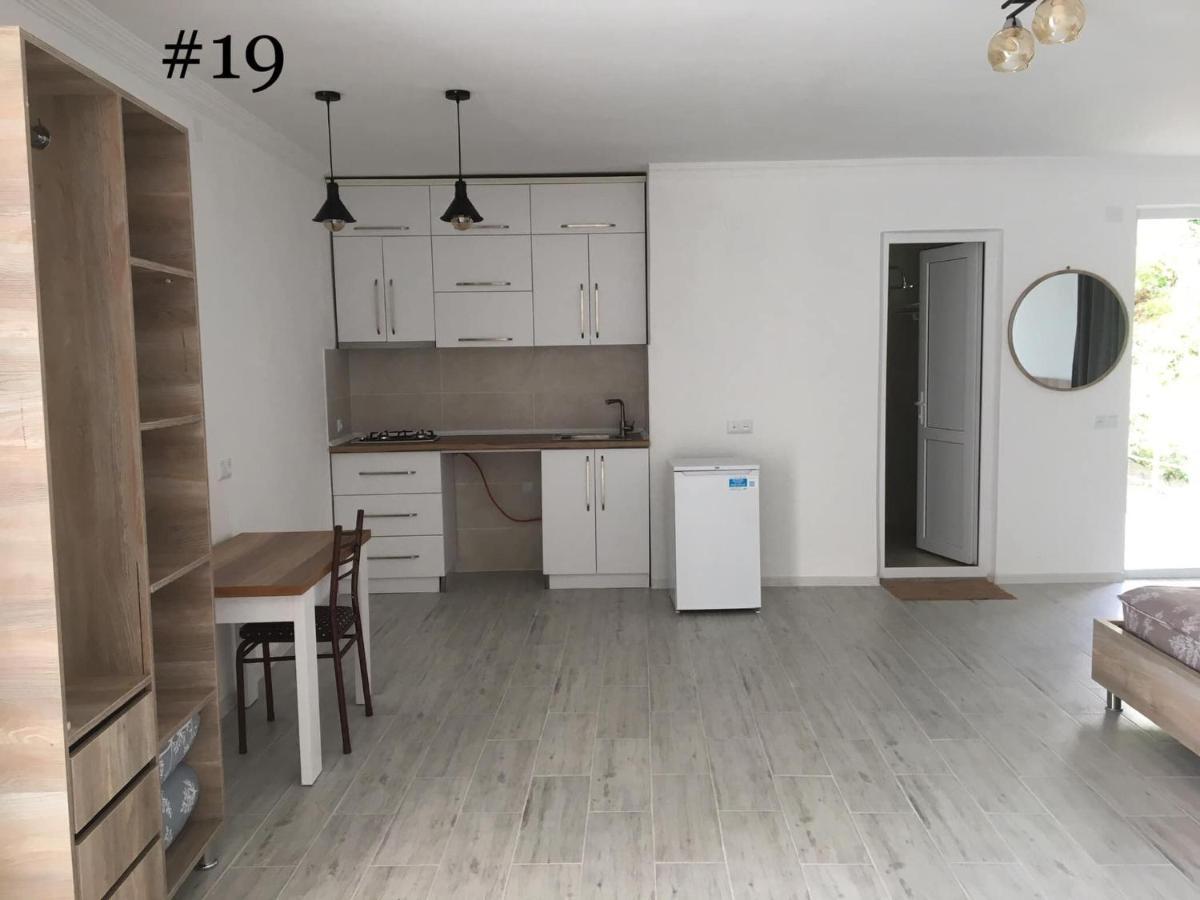Готель Rezo'S House Кваріаті Екстер'єр фото